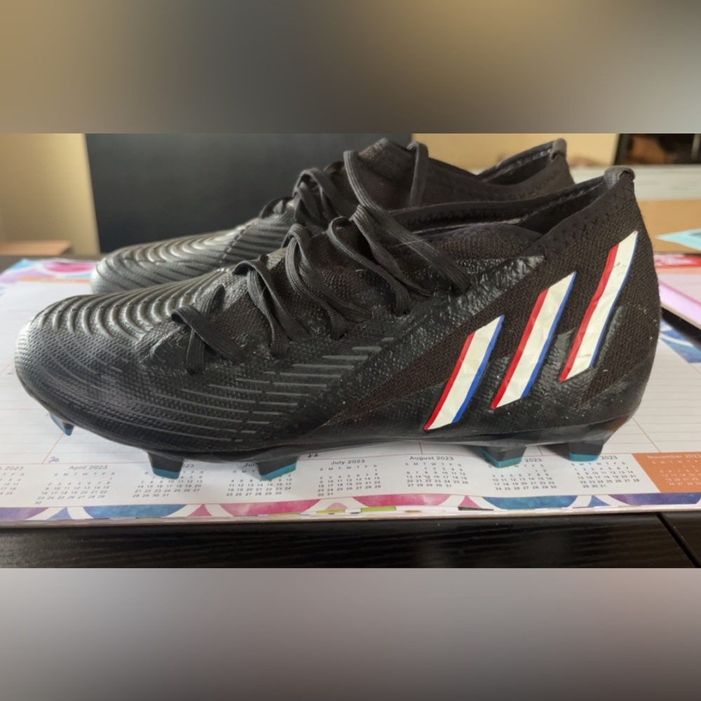 Soccer cleats